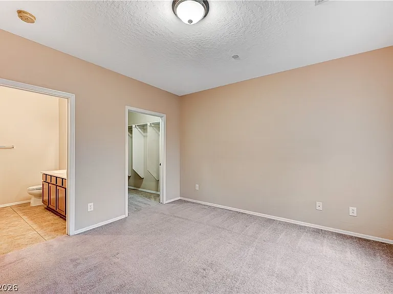 6868 Sky Pointe Dr #2115 — Photo 17