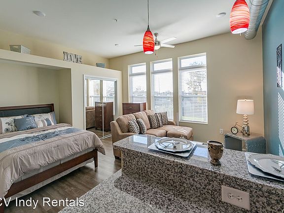 2nd image of 2205 N Delaware St #201