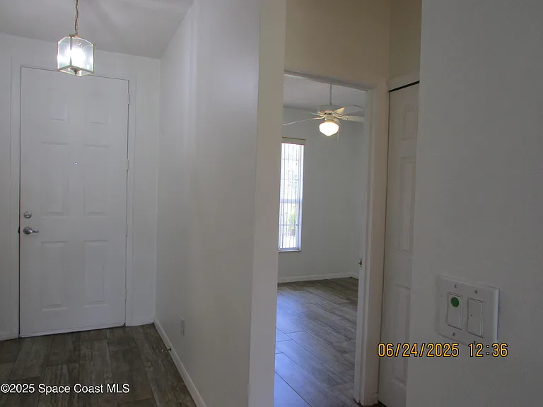 4192 Collinwood Dr — Photo 15