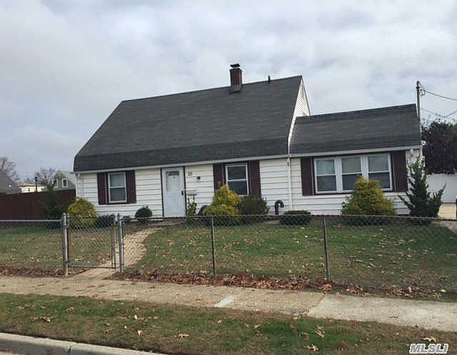 1st image of 25 Bluebell Ln