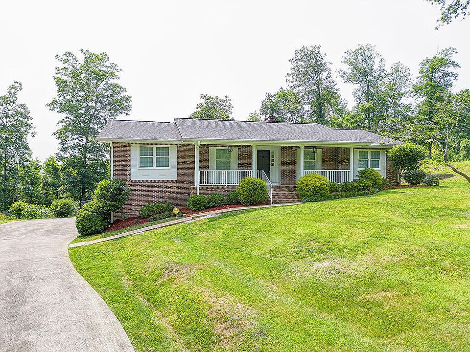 1st image of 80 Wren Dr