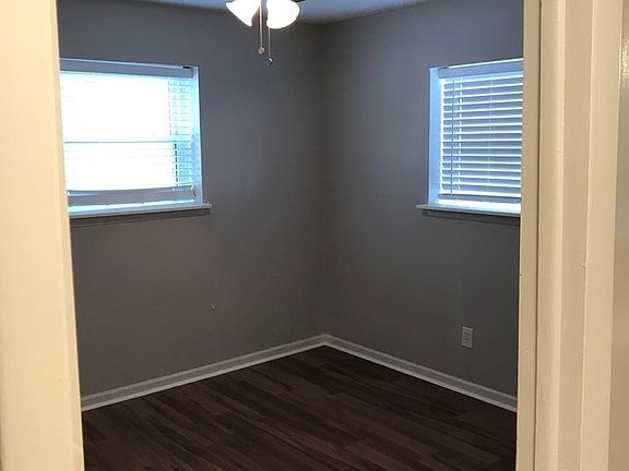 3rd image of 3632 Baltimore Ave