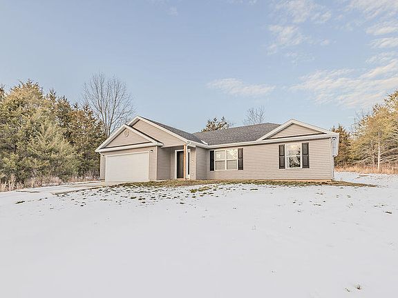 4th image of 180 Coon Creek Farms Drive