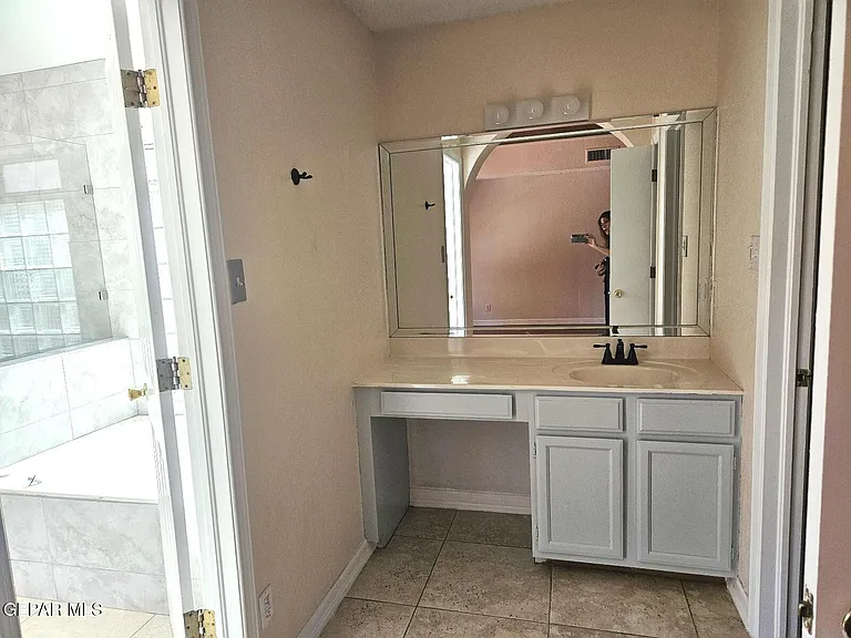 11235 Kachina Dr — Photo 11