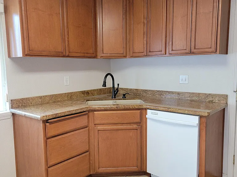 3596 Mercury Dr — Photo 3