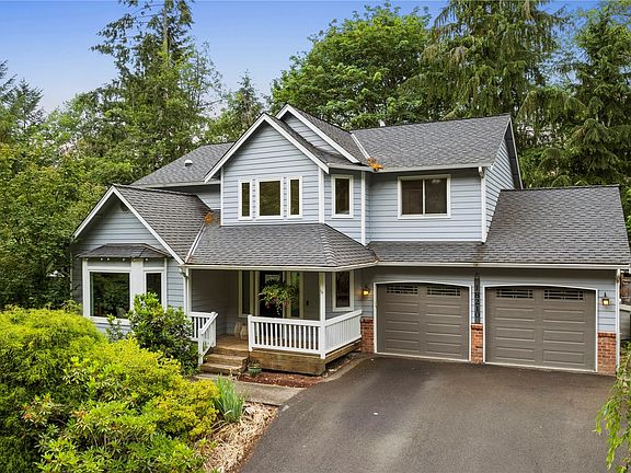 3rd image of 18210 213th Avenue Ct E