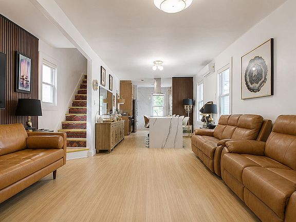 3rd image of 4014 79th St