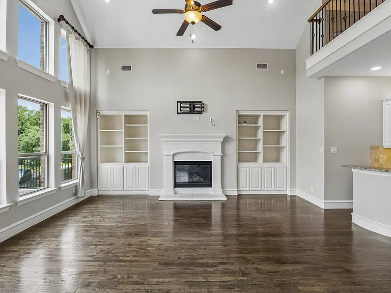 134 Santa Rosa Way — Photo 6
