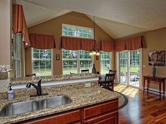 4th image of 4338 Brownstone Ln