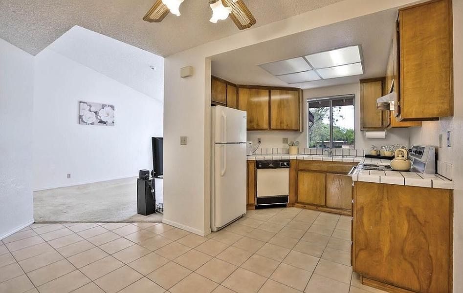 1st image of 6122 Civic Terrace Ave #A