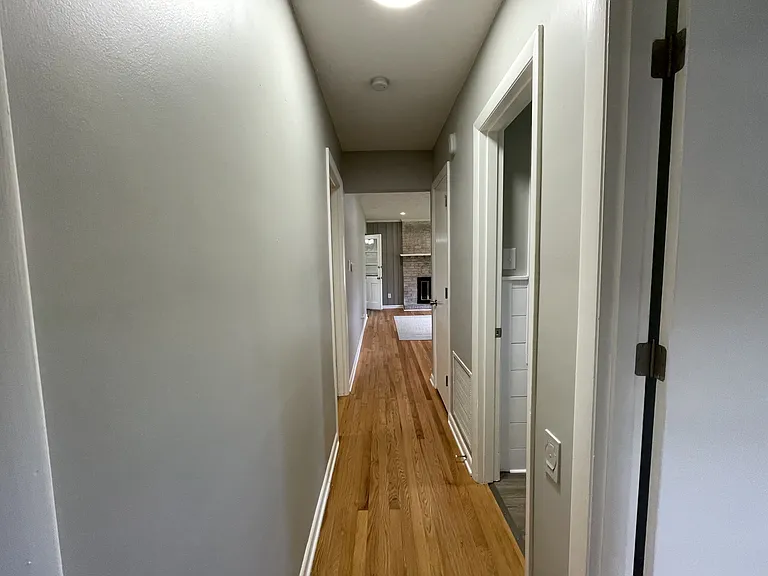 5900 Edgewood Ave — Photo 11