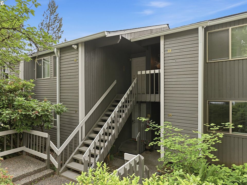1st image of 44 Eagle Crest Dr APT 10