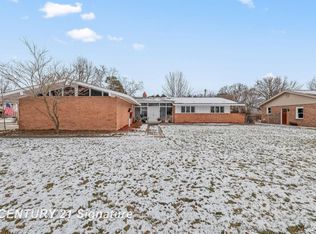5295 Vanalleo Dr, Saginaw, MI