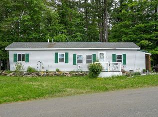 14 Barksdale Ave, Londonderry, NH 03053
