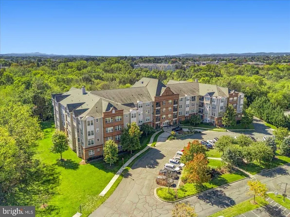 3030 Mill Island Pkwy APT 405, Frederick, MD 21703