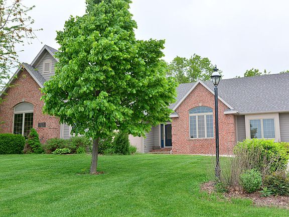 2nd image of N73W23456 Coatney Ct