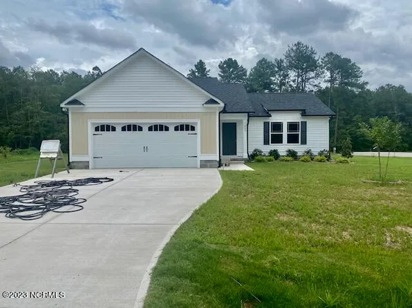 200 Grand Oaks Drive, Goldsboro, NC 27530