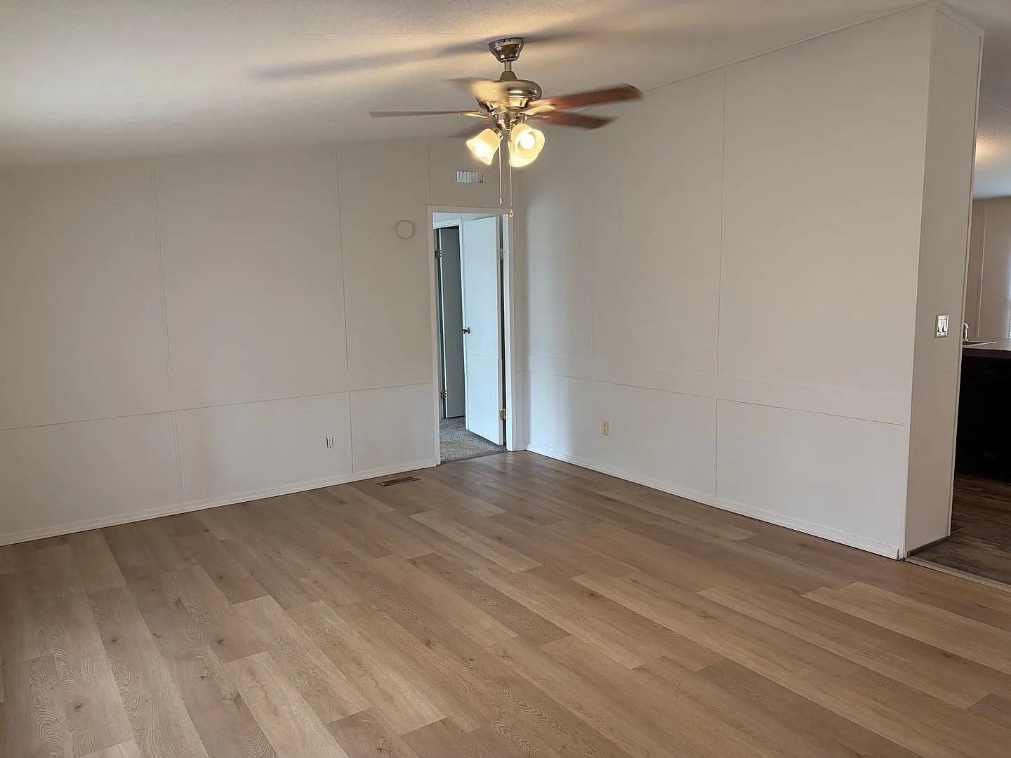 Trailer house; 3 bed 2 bath — Photo 4
