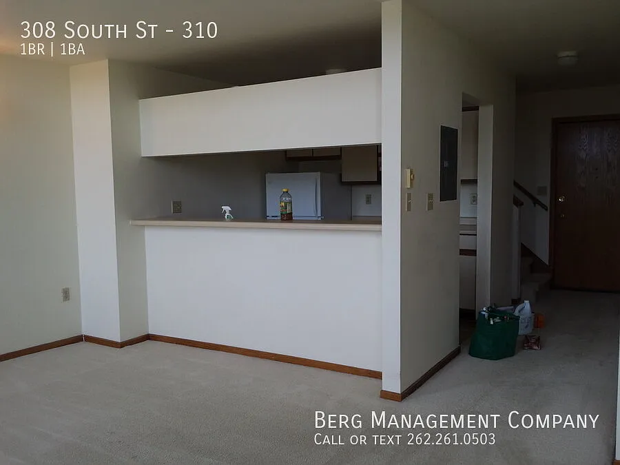 One Bedroom Loft Style — Photo 4