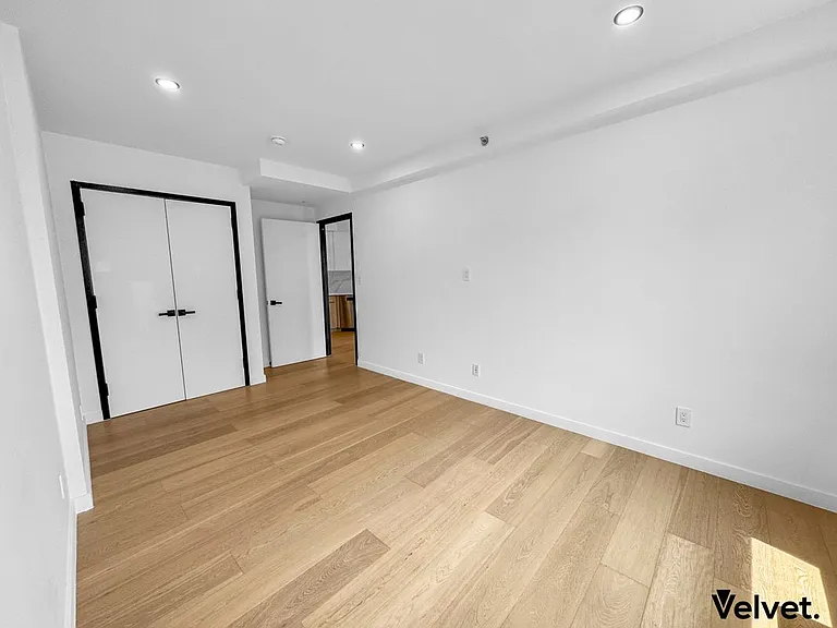 11617 Grosvenor Ln #5C — Photo 22