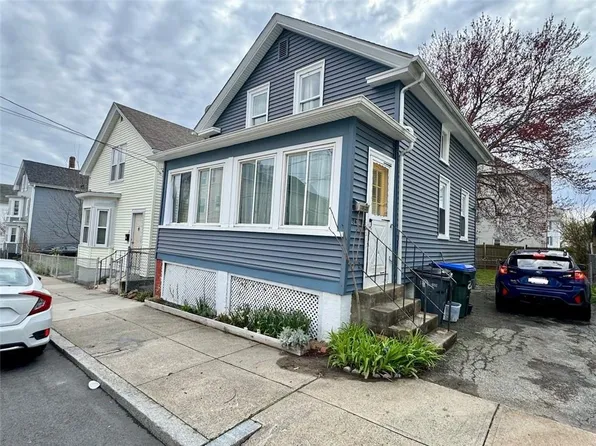 24 La Vaughn St, Providence, RI 02909