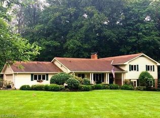 9010 Little Mountain Rd, Kirtland Hills, OH 44060