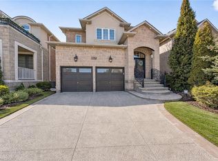 132 Grandell Dr, Hamilton, ON L9K0H7
