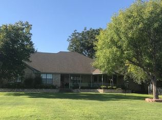 484 Fm 2136, Clifton, TX 76634