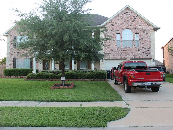 2nd image of 23610 Lakewind Park Ln