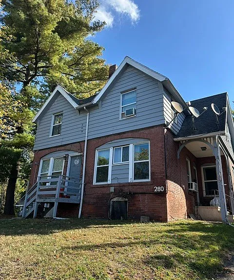 278 S Main St — Photo 1