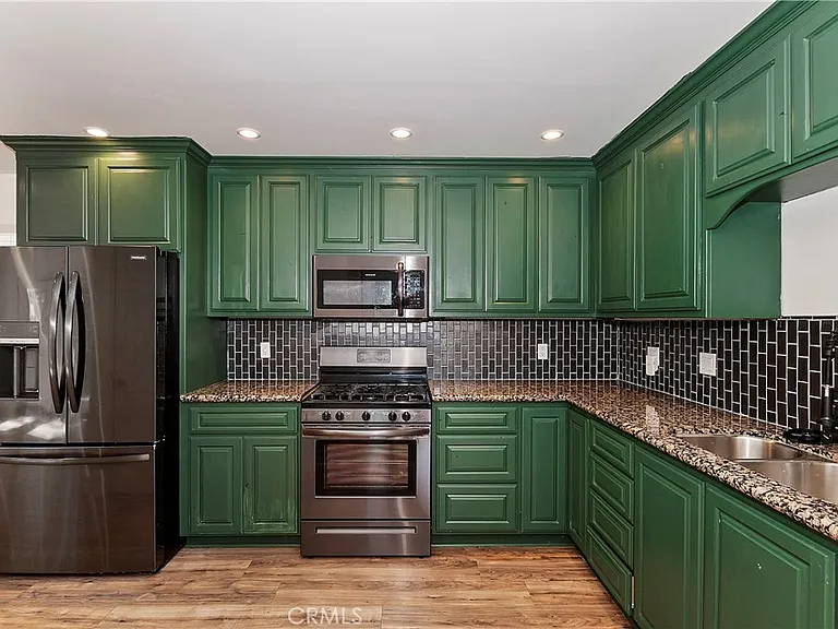 21510 Crest Forest Dr — Photo 9