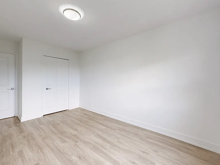 540 Proudfoot Ln — Photo 11
