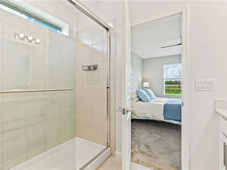 42425 Cascade Dr — Photo 13