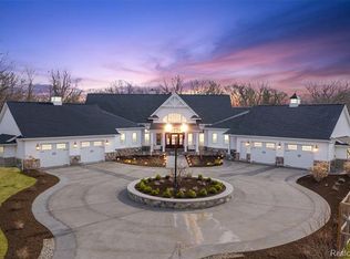 31805 Telegraph Rd, Franklin, MI 48025