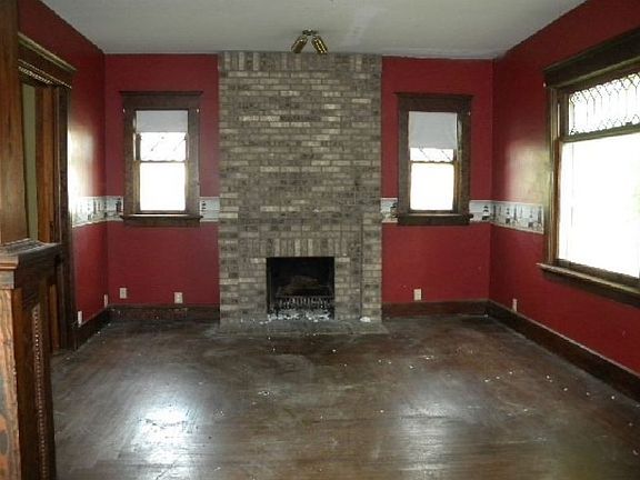 2nd image of 2522 Ave A