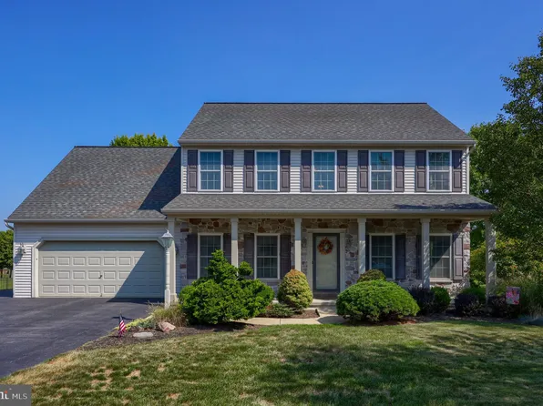 1429 Earl Ave, East Earl, PA 17519