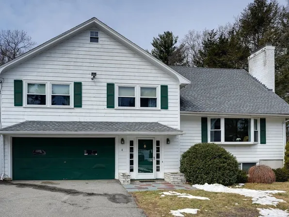4 Dennis Dr, Burlington, MA 01803