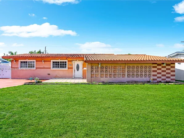 756 W 50th Pl, Hialeah, FL 33012