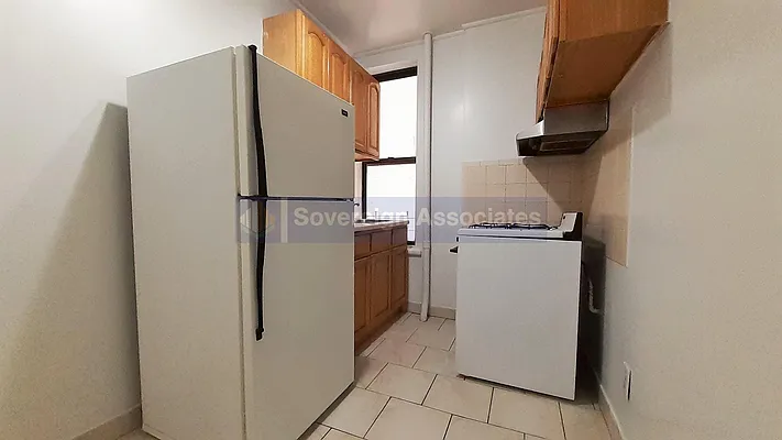 Rented by Sovereign Associates | media 7