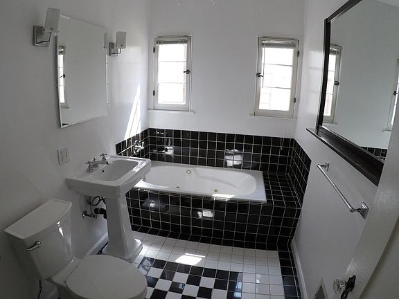 2nd image of 8760 Chalmers Dr