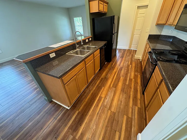 111 Hatleyberry St — Photo 7
