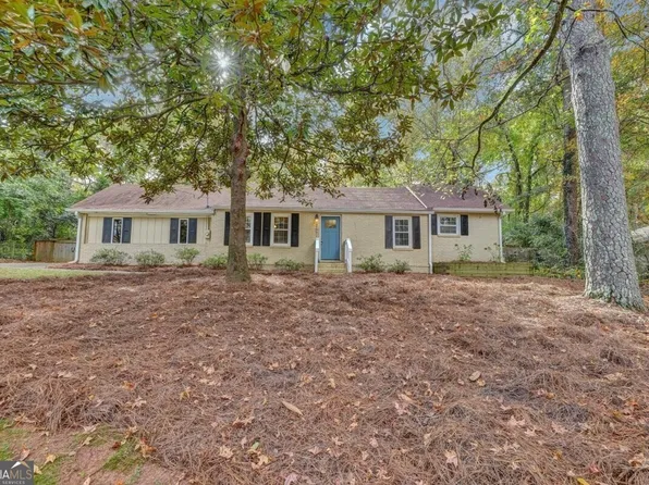 2671 Eastwood Dr, Decatur, GA 30032