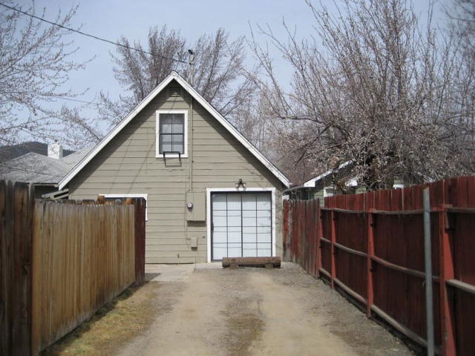 1st image of 1504 North St #1/2