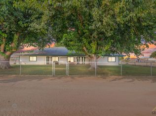 9112 Garrin Rd, Bakersfield, CA 93311