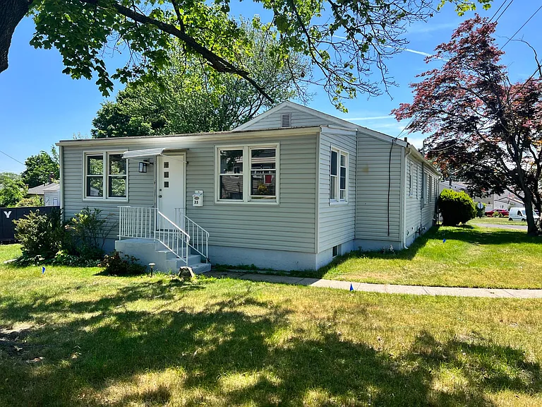 33 Obal Ave — Photo 15