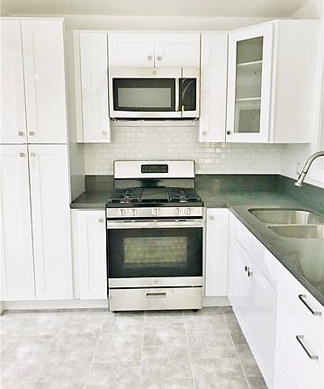 2nd image of 738 W 141st St