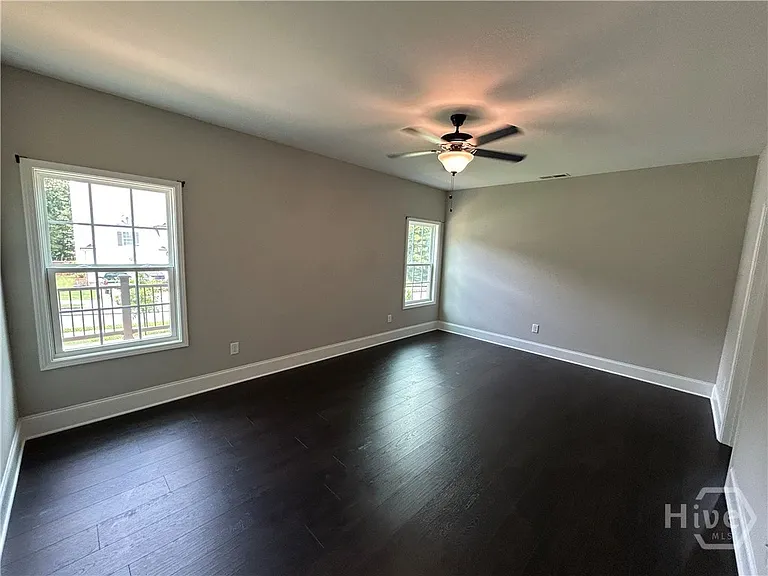205 Solihull Ln — Photo 23