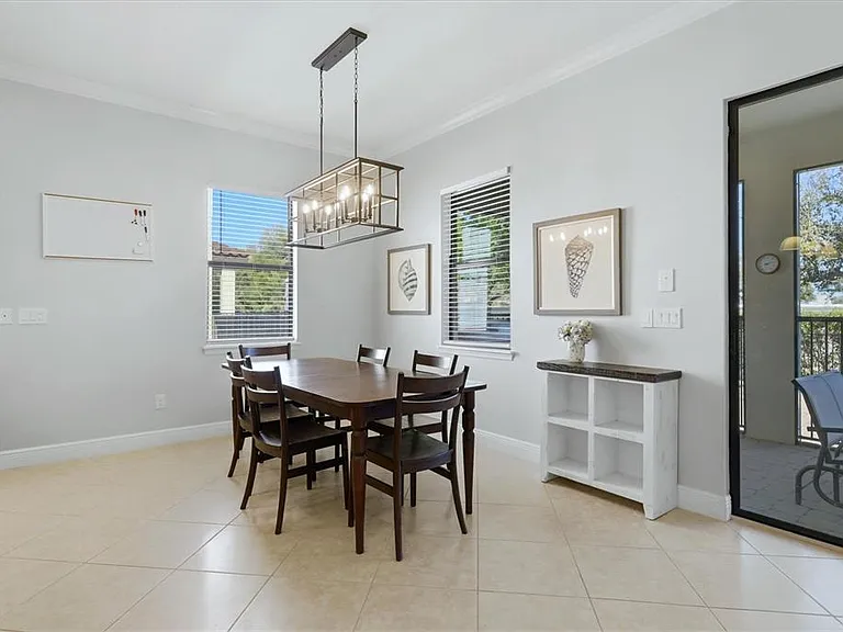 5423 Title Row Dr — Photo 11