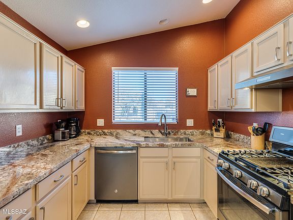 3rd image of 3609 W Lantana Hills Pl