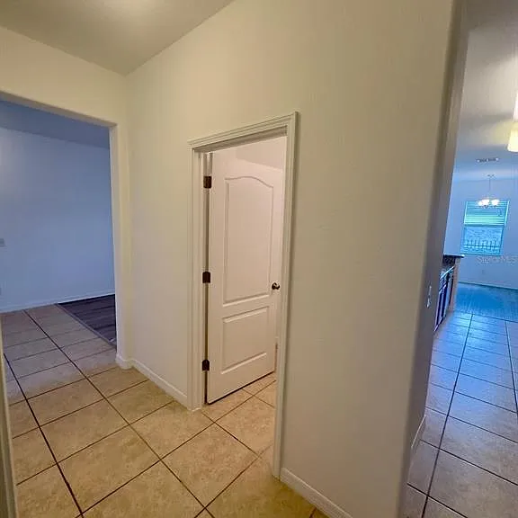 1335 Priory Cir — Photo 21